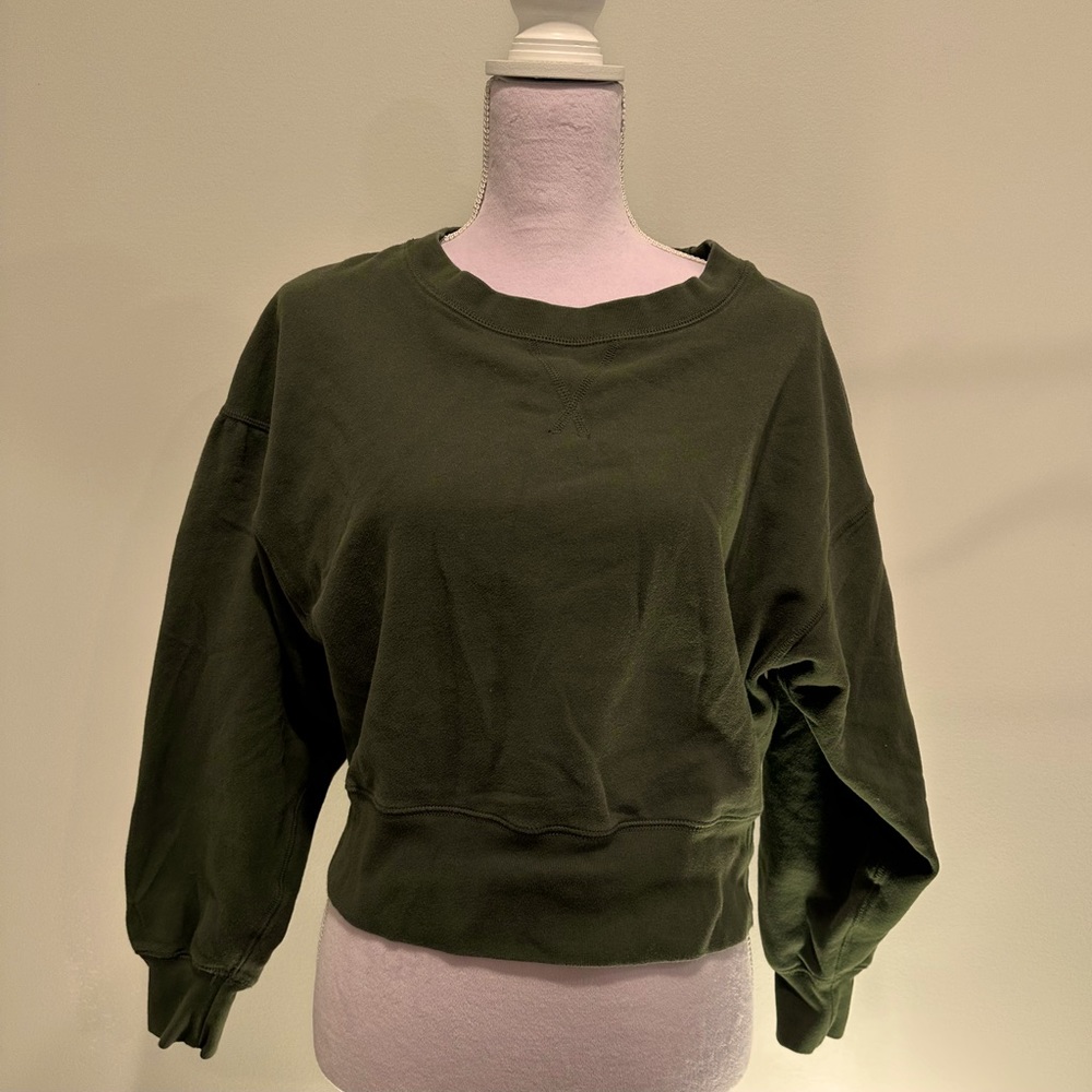 American Eagle crewneck